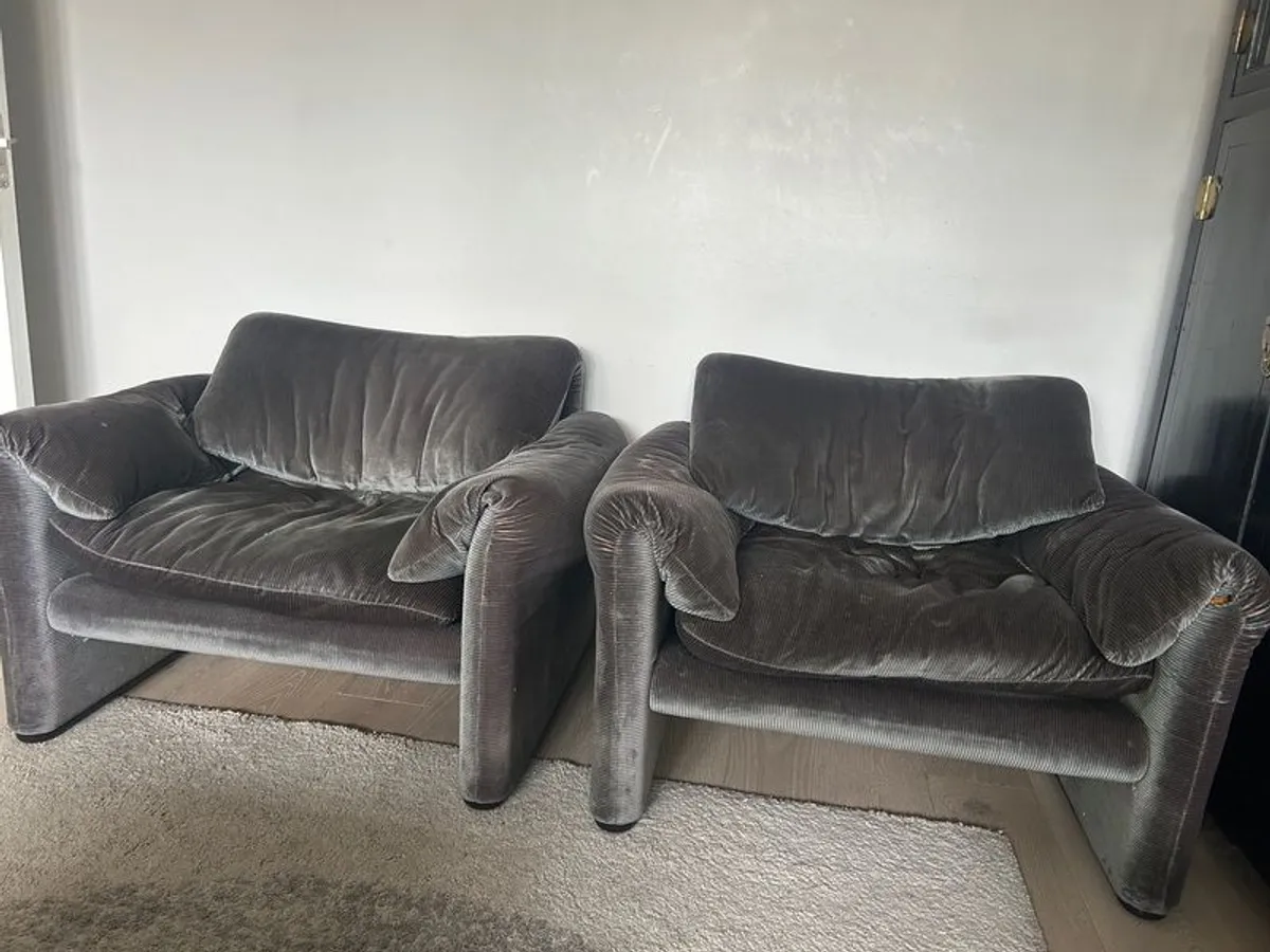 2 vintage Cassina Maralunga chairs in grey/green - Image 3