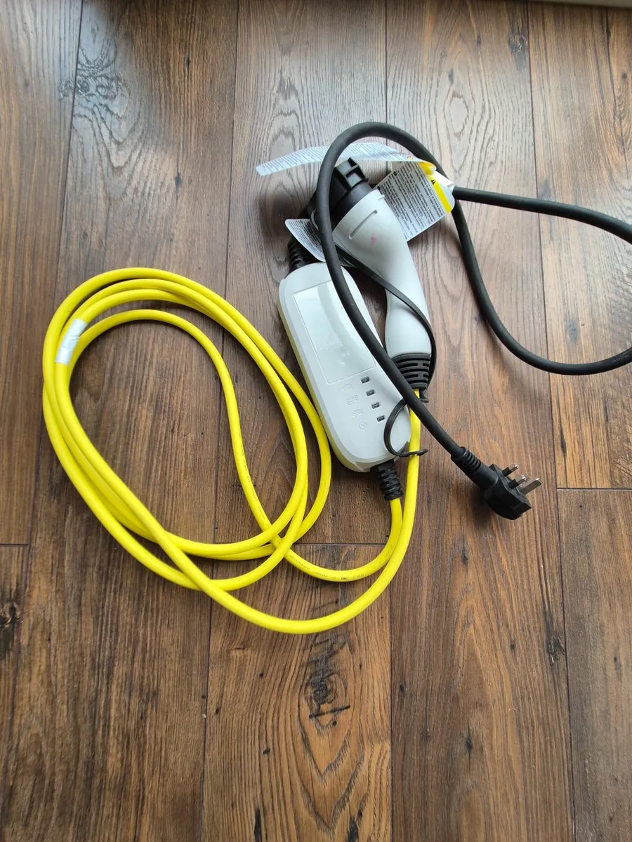 Type 2 EV charging cable 2 pin