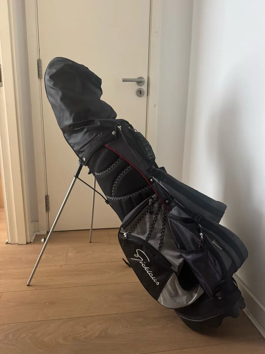 Spicklaus Golf Set - Image 1
