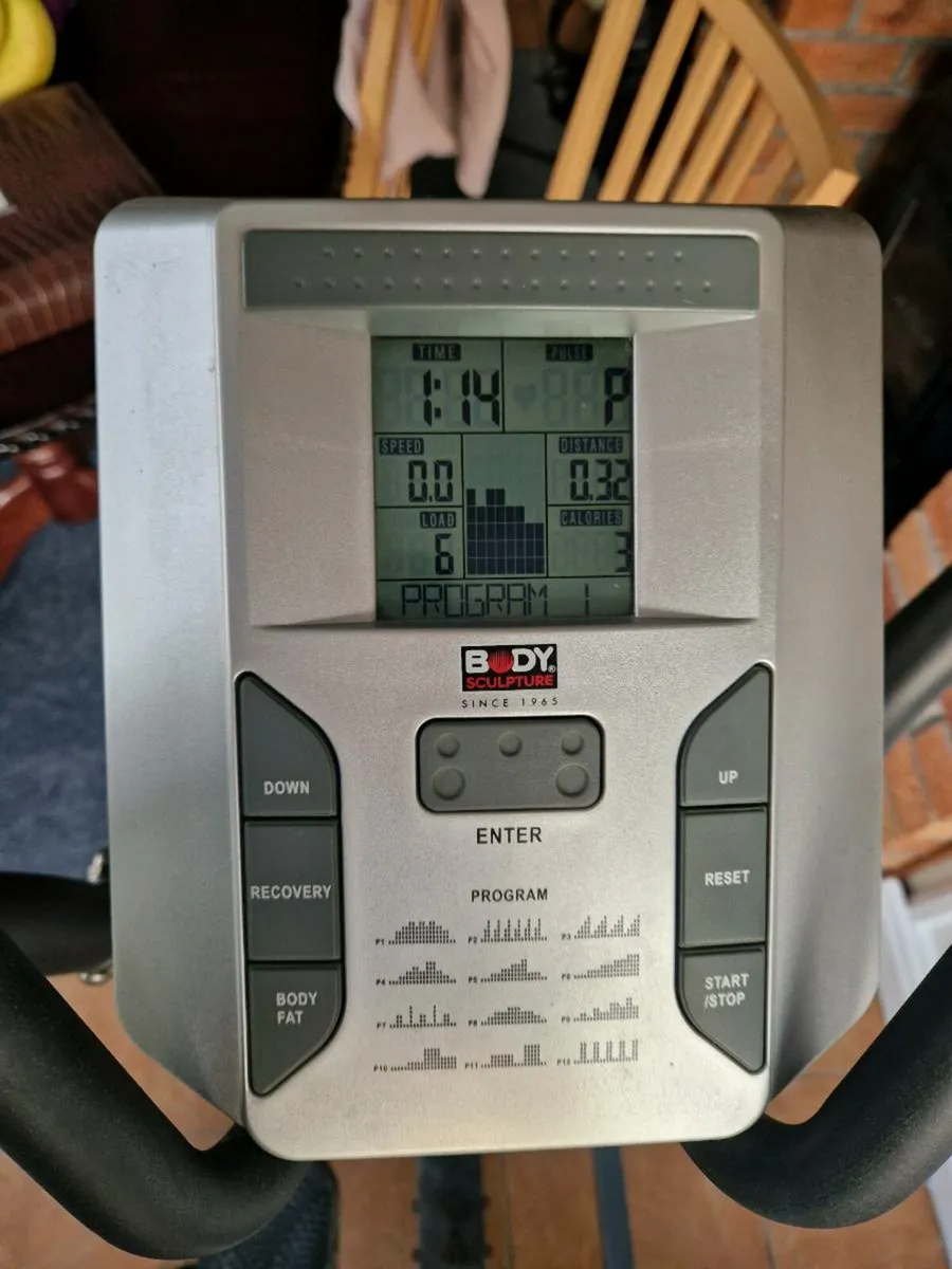 Cross trainer - Image 2