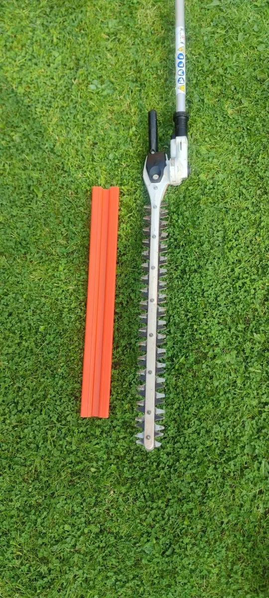 Stihl HL 94 long reach hedge trimmer - Image 4