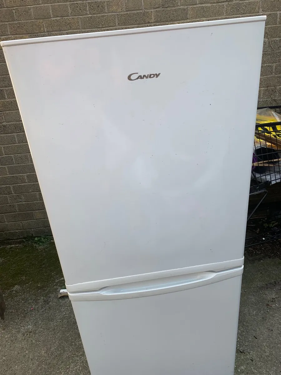 Fridge freezer