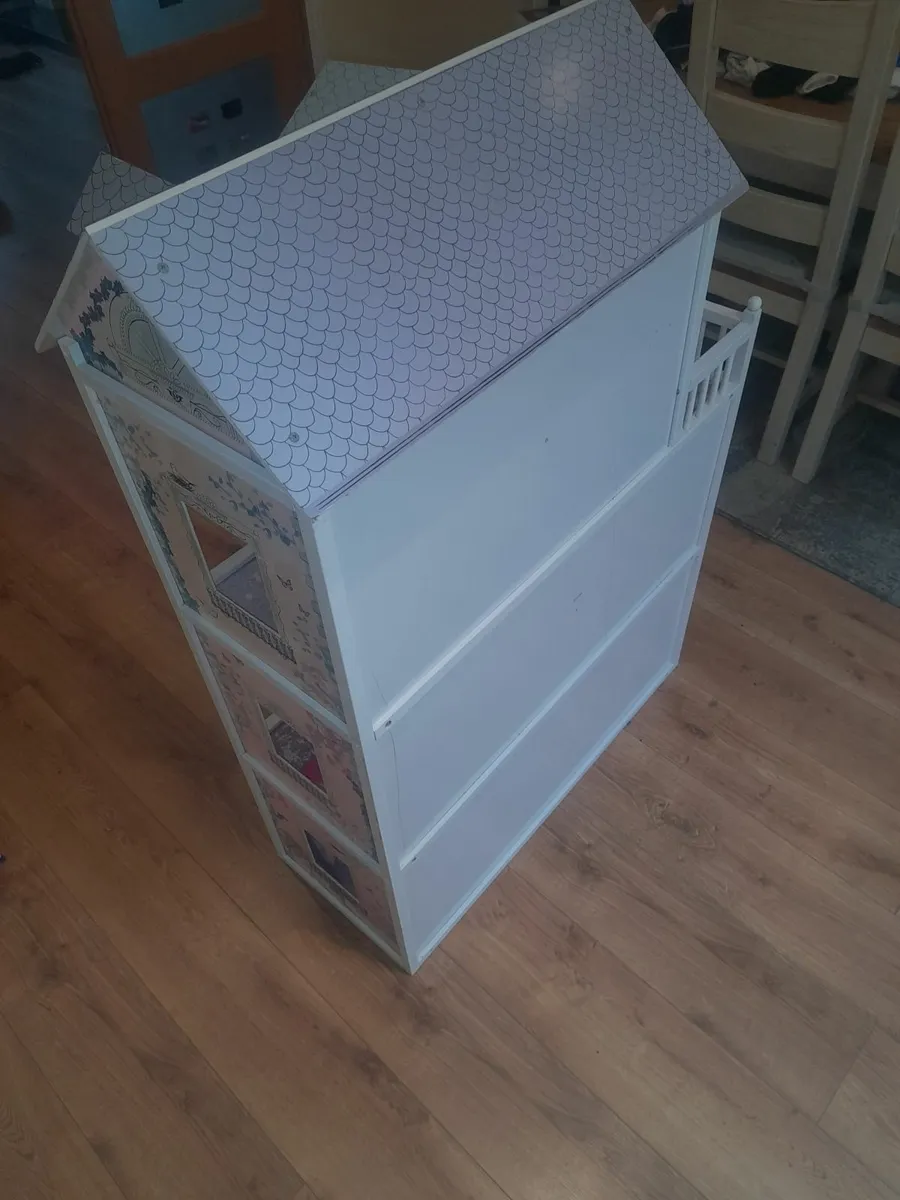 Doll House - Image 4