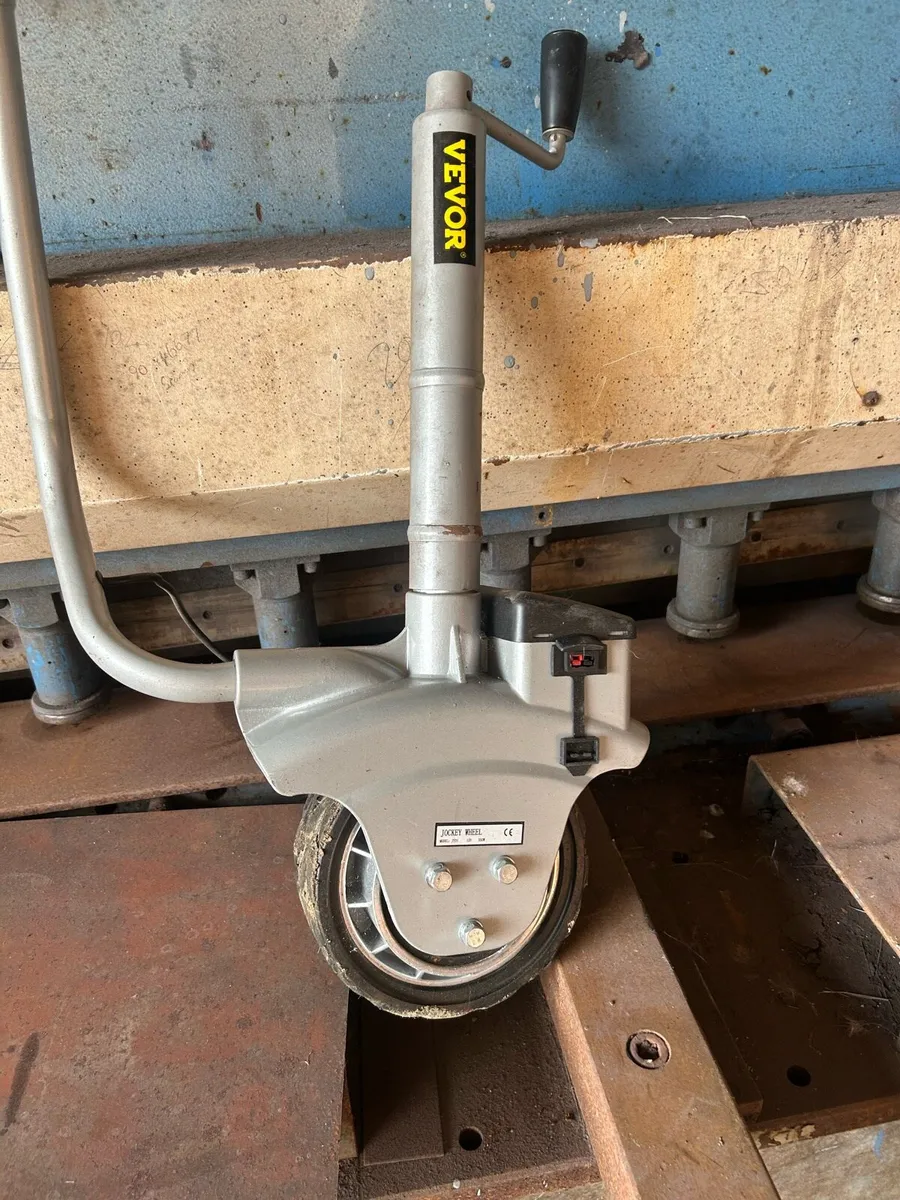 12v jockey wheel - Image 1