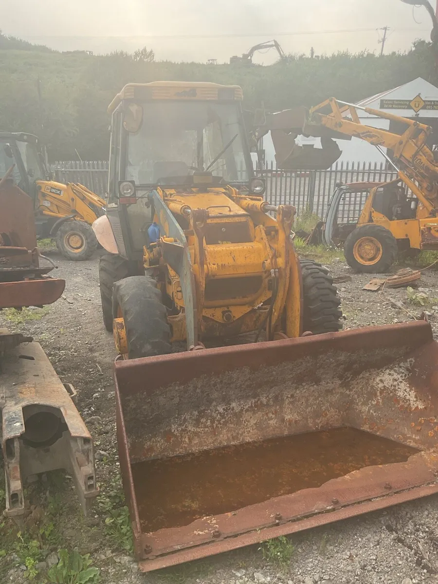 JCB 2CX