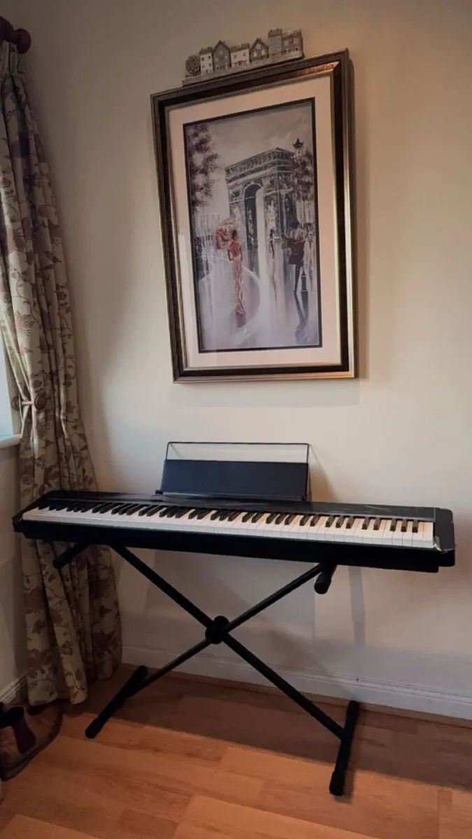 CASIO Keyboard - Image 1