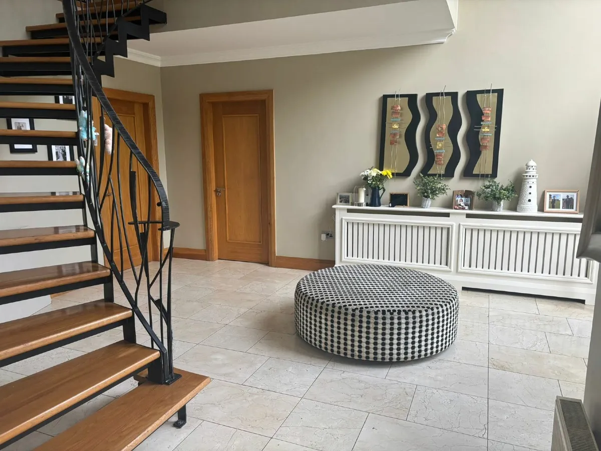 Bespoke Ottoman - Image 4