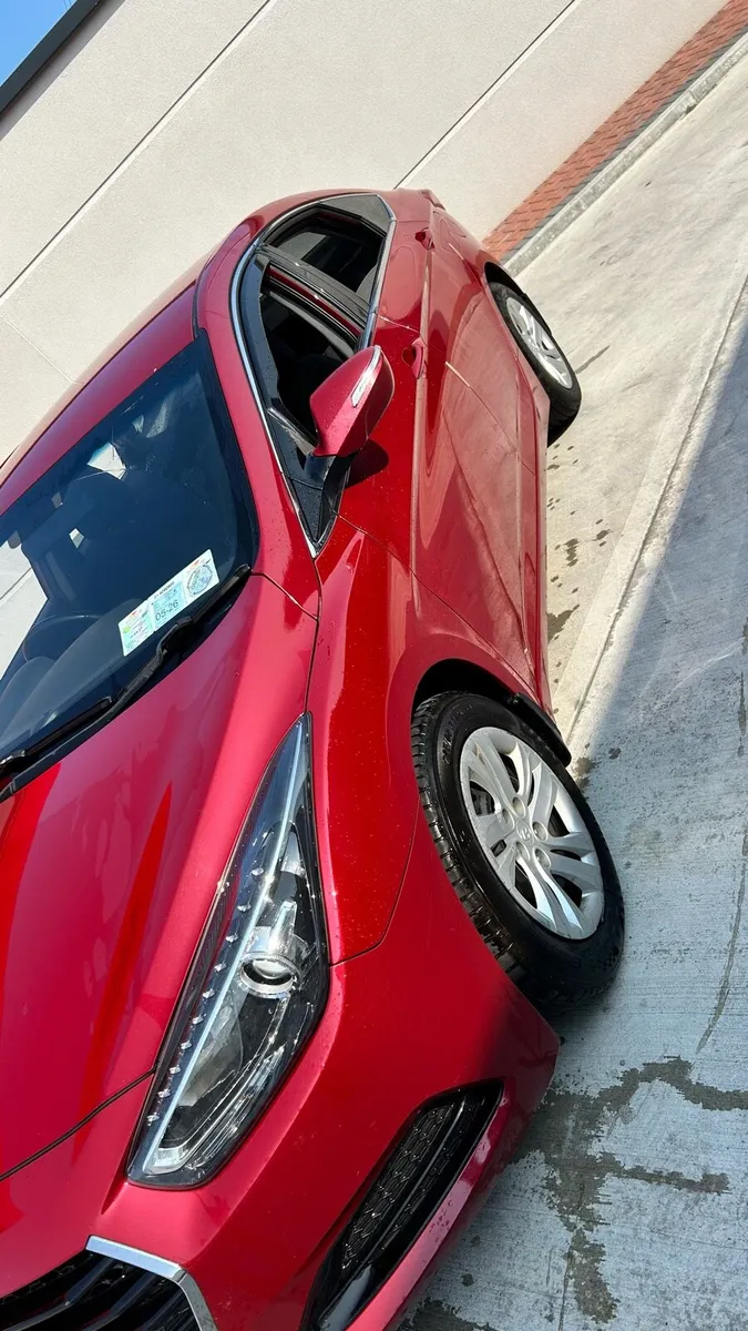 Hyundai i40 2017 - Image 2