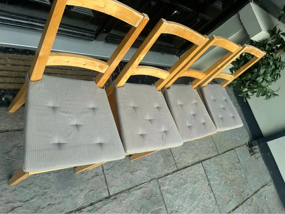 4 x Gorgeous Modern Kitchen Dining Chairs - Image 2