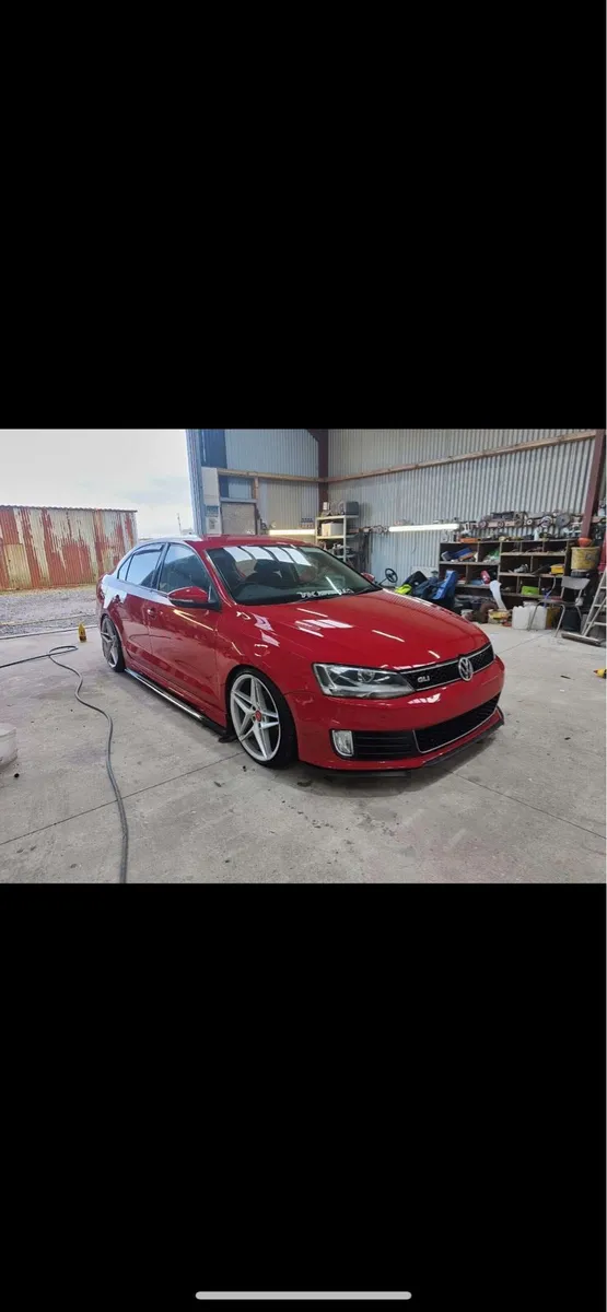 Volkswagen Jetta Mk6 - Image 1