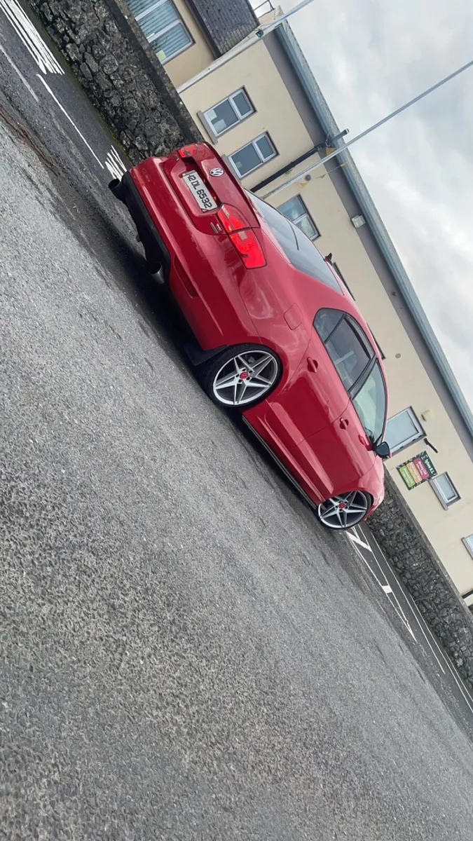 Volkswagen Jetta Mk6 - Image 4