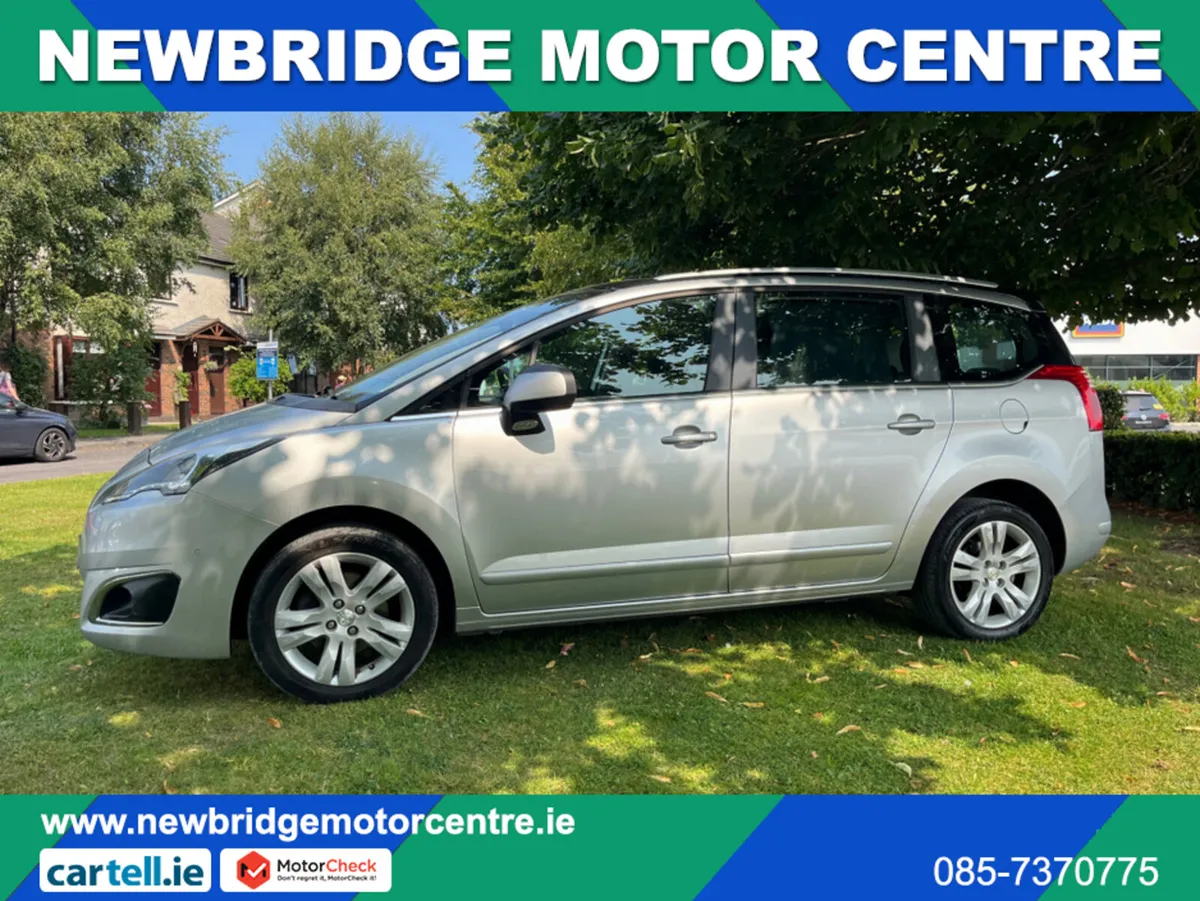 Peugeot 5008 1.6  BLUE PANORAMIC  HDI - Image 2