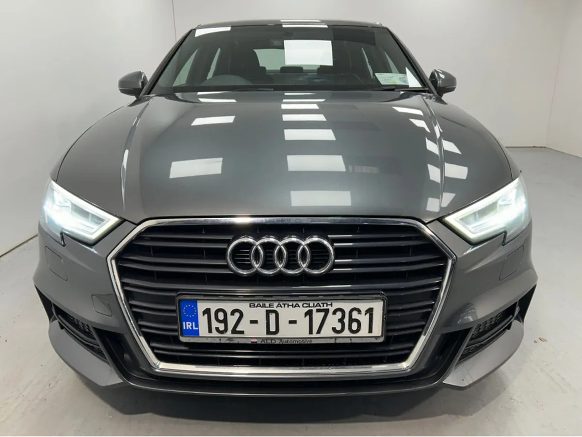 Audi A3 LIMOUSINE 1.6 TDI 116HP S 4DR SAL 30 S-TRO - Image 2