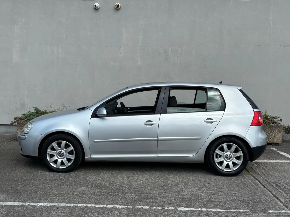 Volkswagen Golf 1.4 Sport Sunroof NCT 3/2026 - Image 4