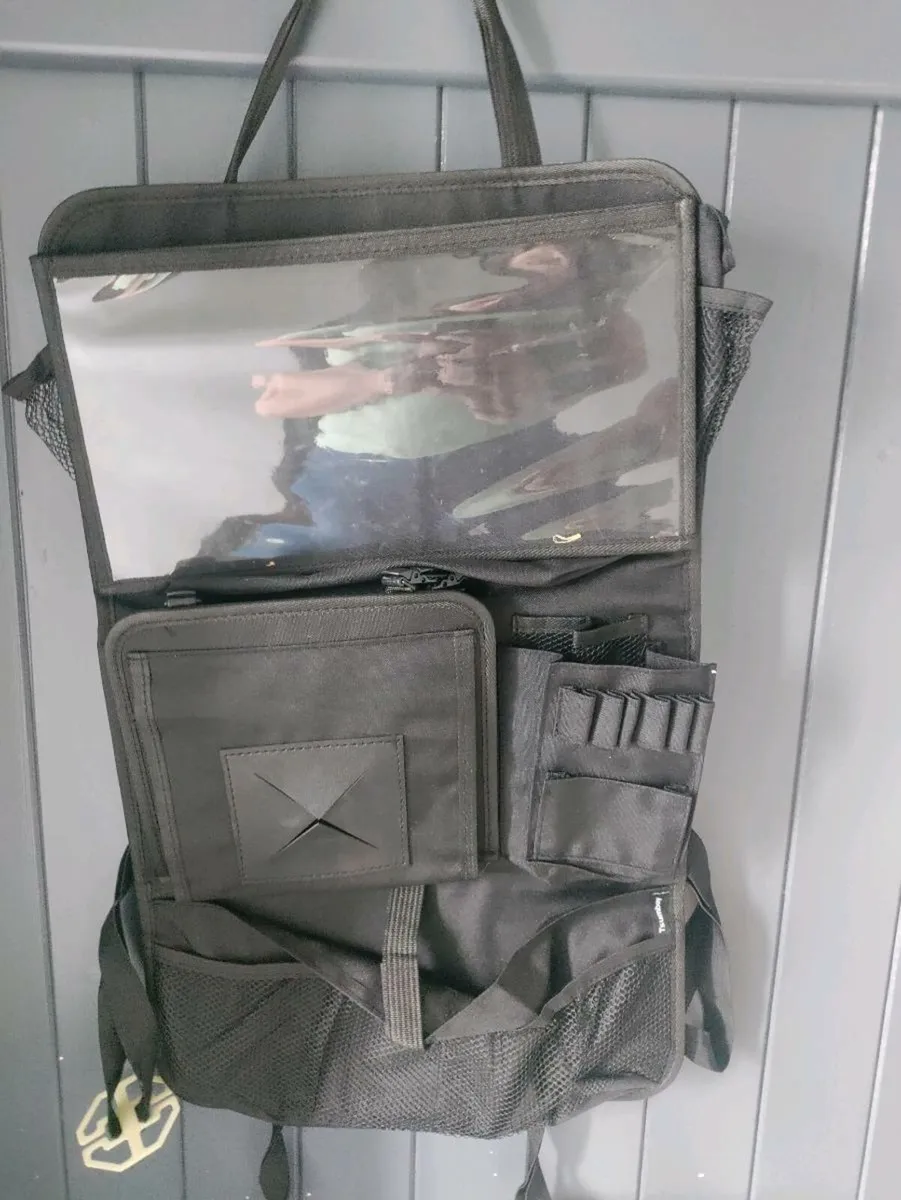 Car seat organiser