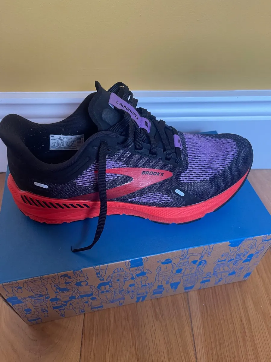 Brooks Women’s Launch GTS 9 Size 4 - Image 3