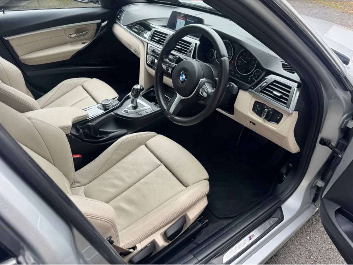 BMW 3-Series 330e M SPORT PHEV//LOW MILEAGE//FULL - Image 4