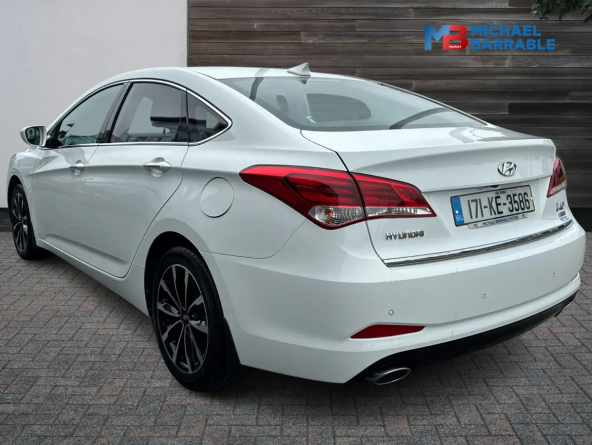 Hyundai i40 EXECUTIVE 4DR - Image 4