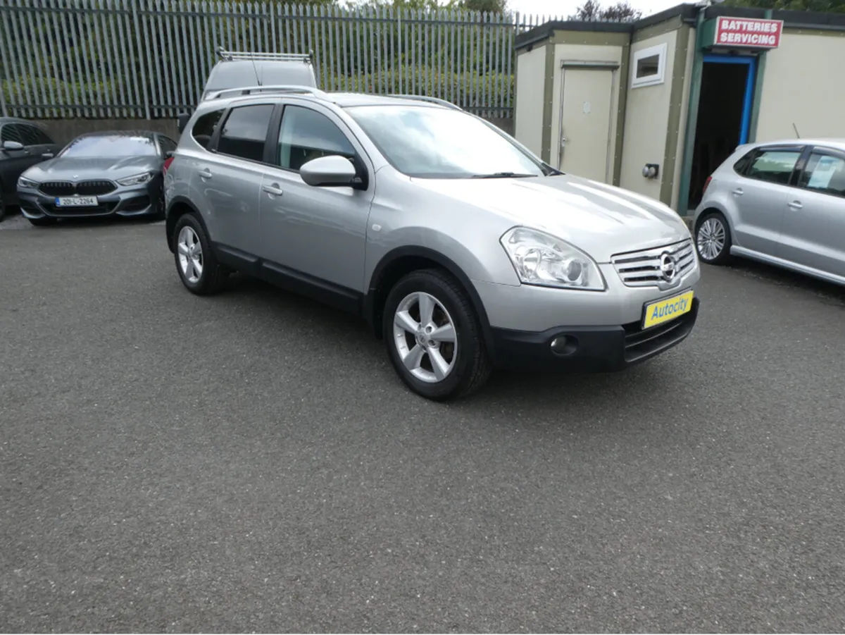 Nissan Qashqai 1.5 DSL + 2 D - Image 1