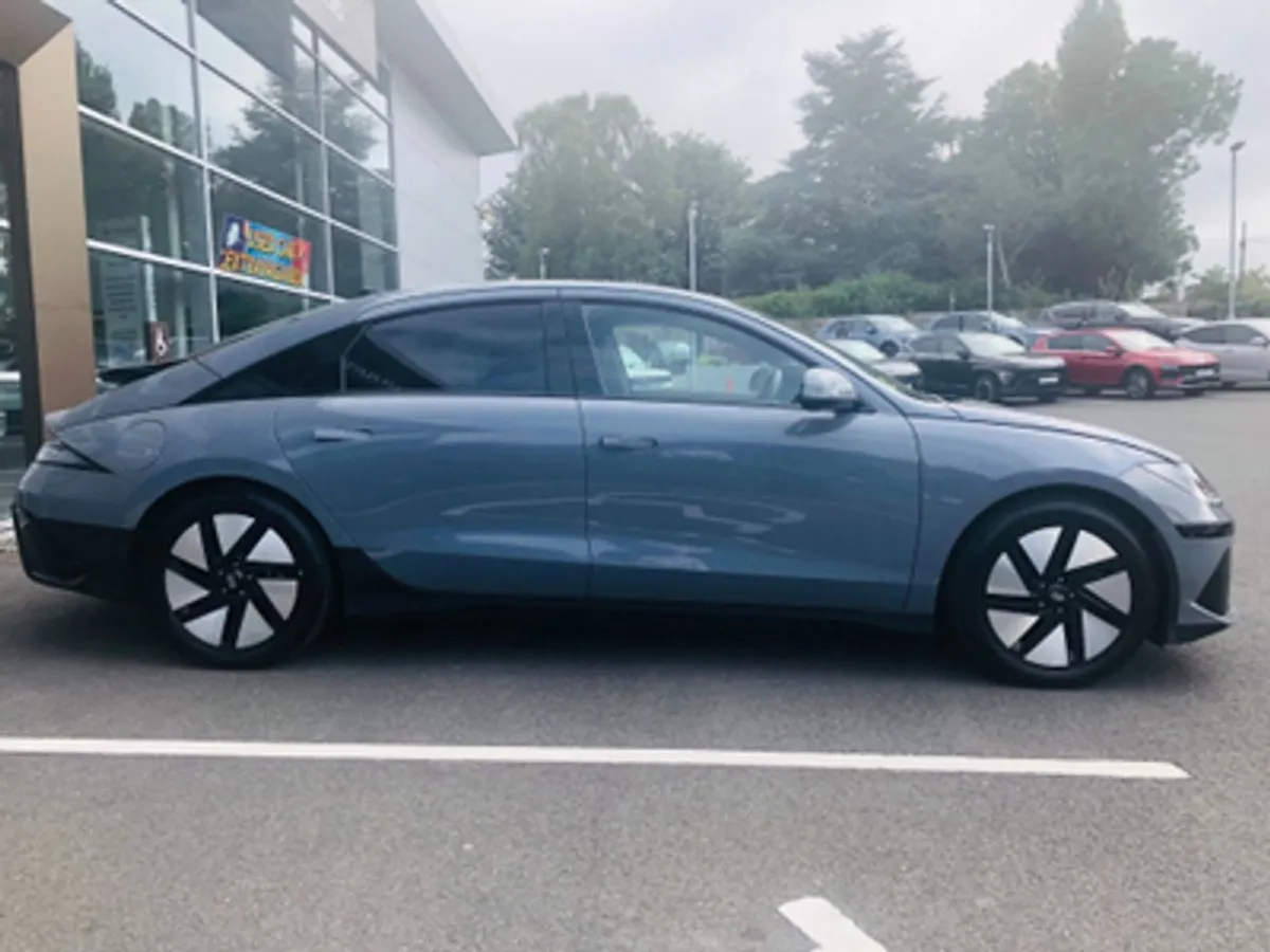 Hyundai Ioniq 6 EV Elegance 77kwh - Image 4
