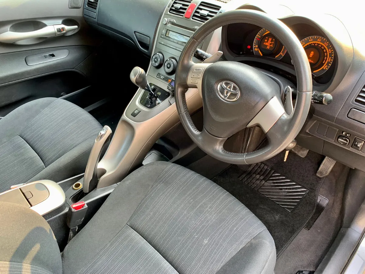 Toyota Auris 2009 Automatic 1.4Diesel new nct 9/26 - Image 4