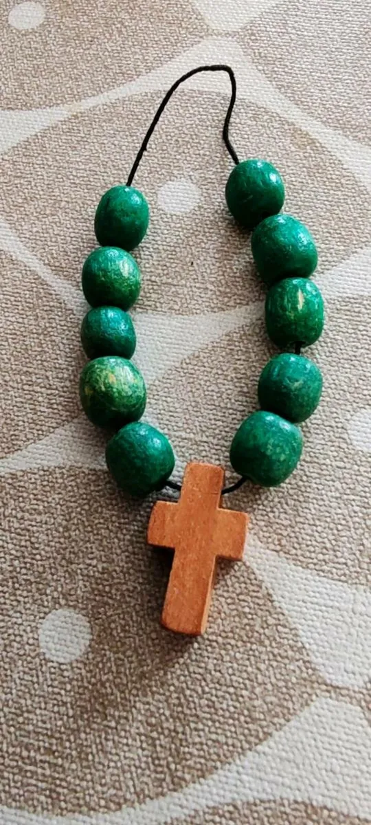 Cross and beads - Image 4