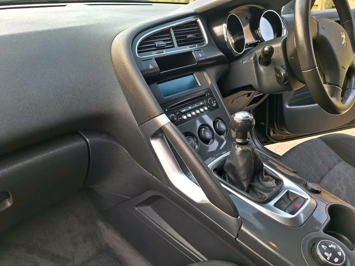 131 PEUGEOT 3008 LOW KMS. NEW TEST - Image 2