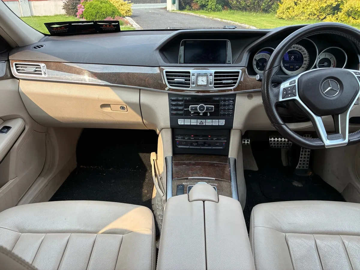 Mercedes E220D - Image 2