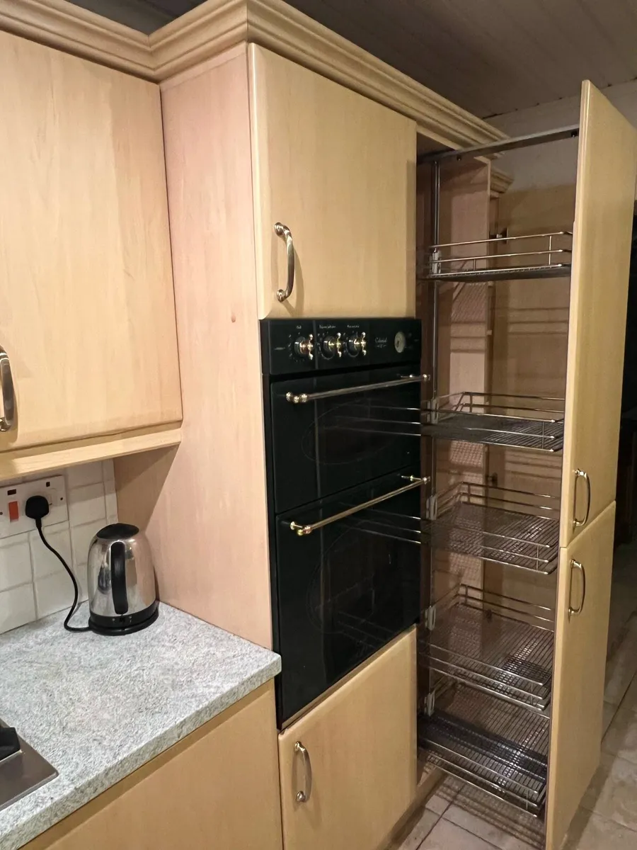 Kitchen and appliances - Image 4