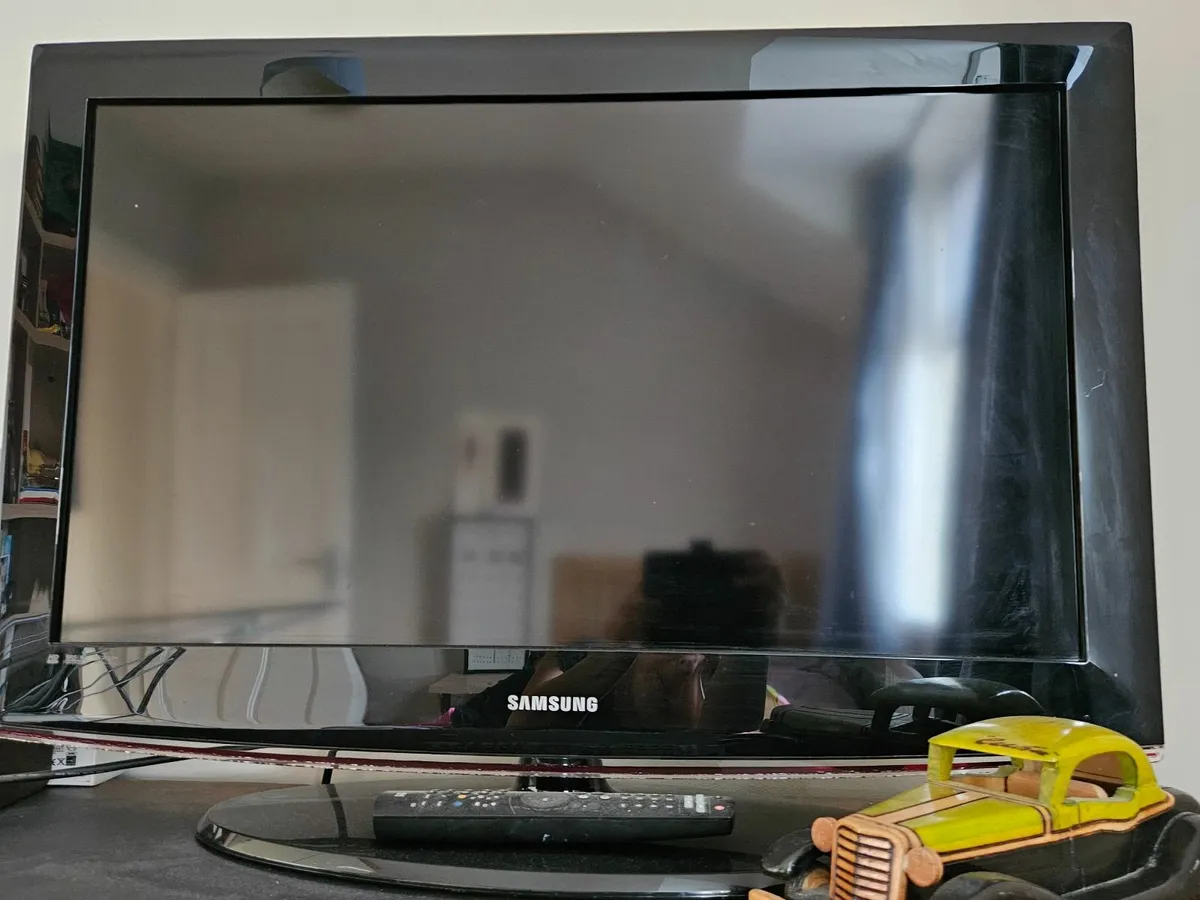 Samsung TV 30" - Image 2