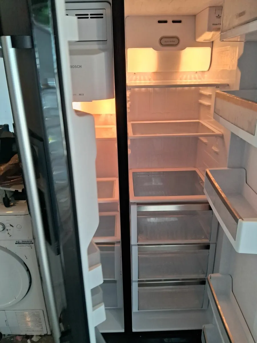 AMERICAN FRIDGE AND FREEZER - Image 3