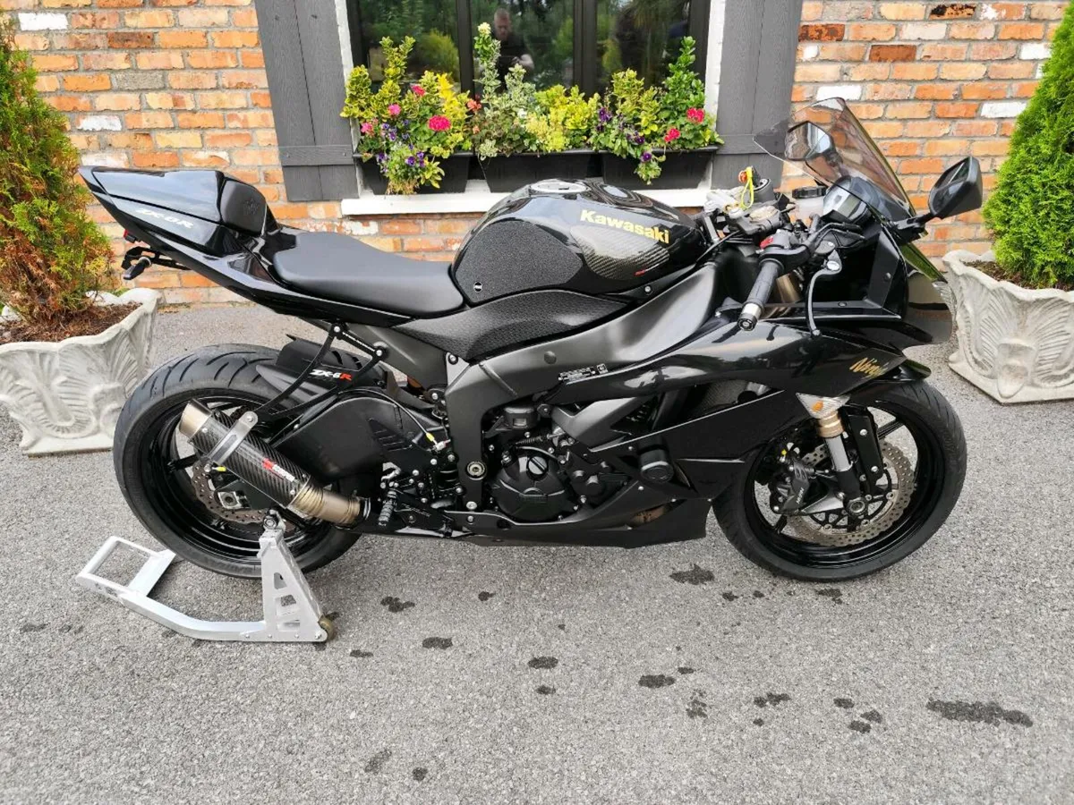 2011 Kawasaki zx6r - Image 3