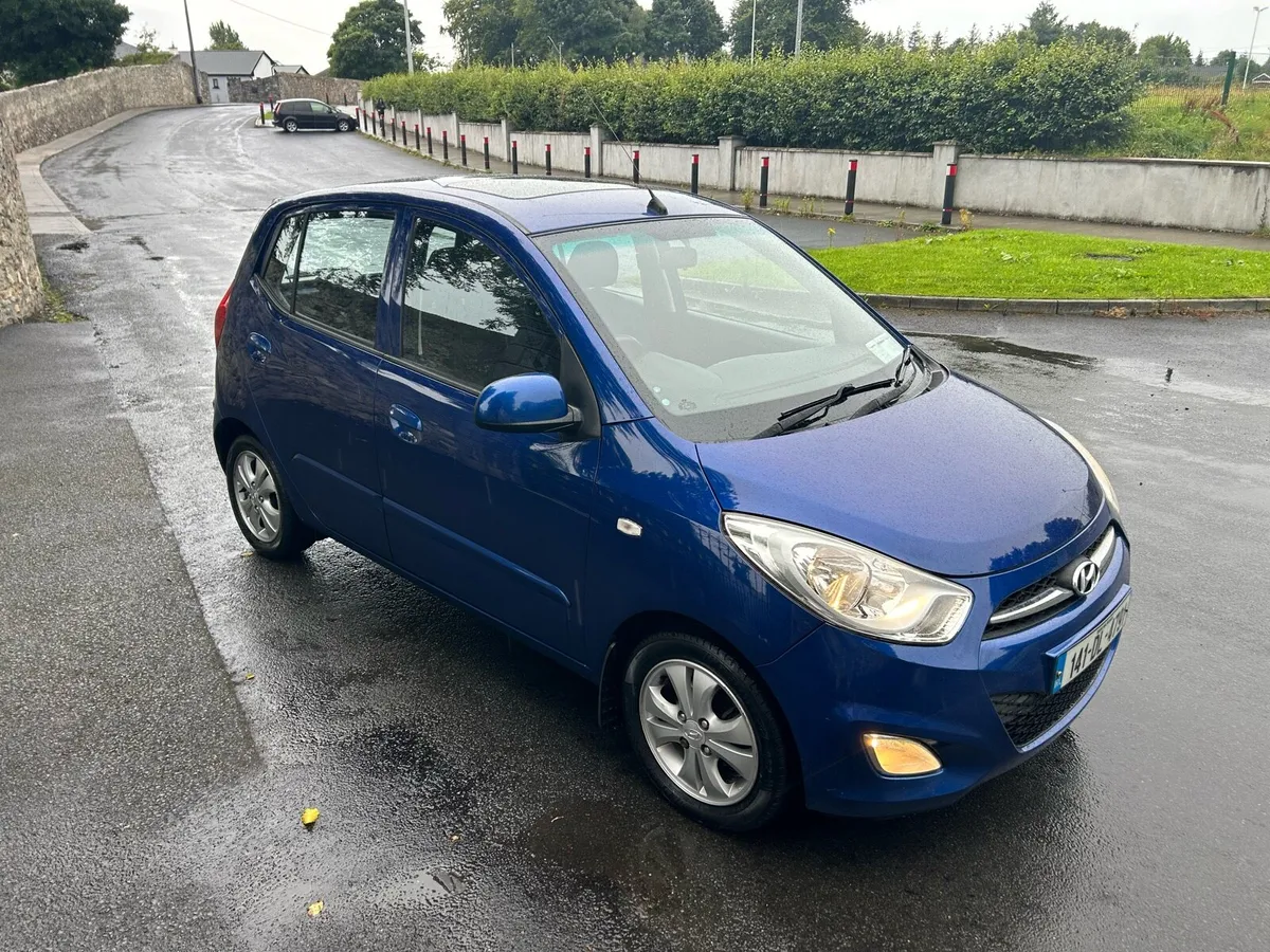 2014 Hyundai i10 Style 5dr, low miles - Image 2