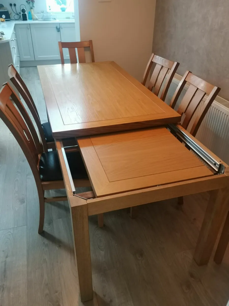 Kitchen table and chairs - Image 2