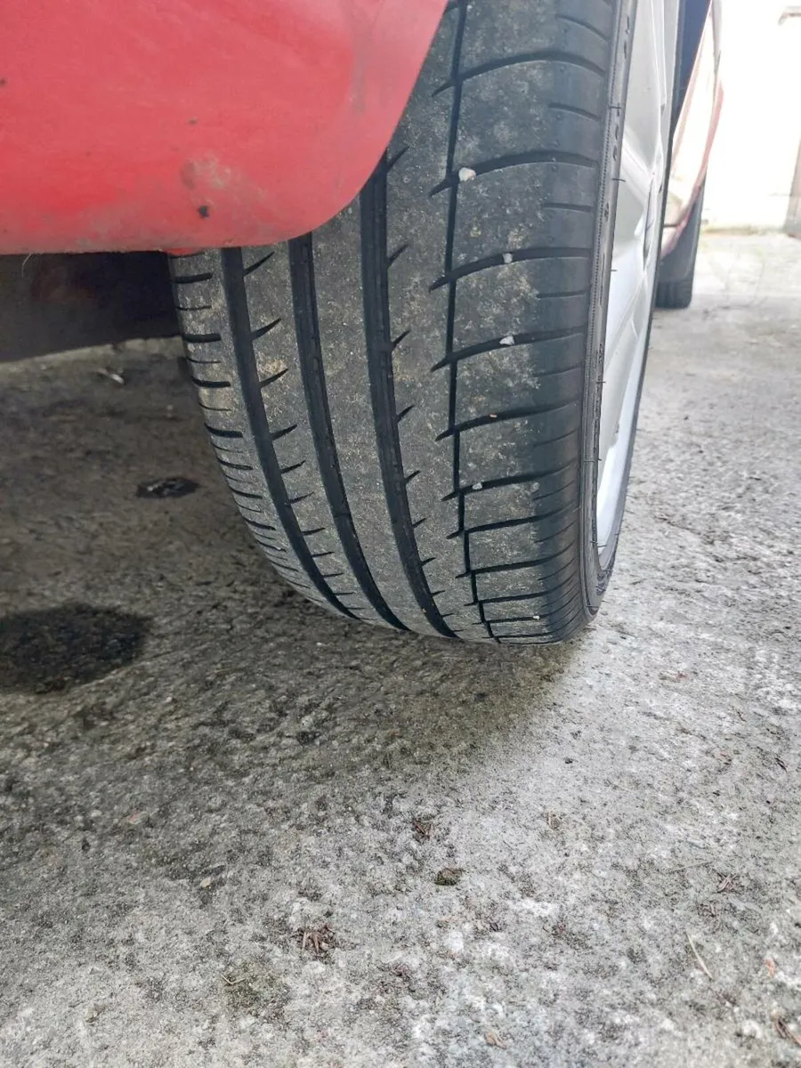 Ford fiesta - Image 2