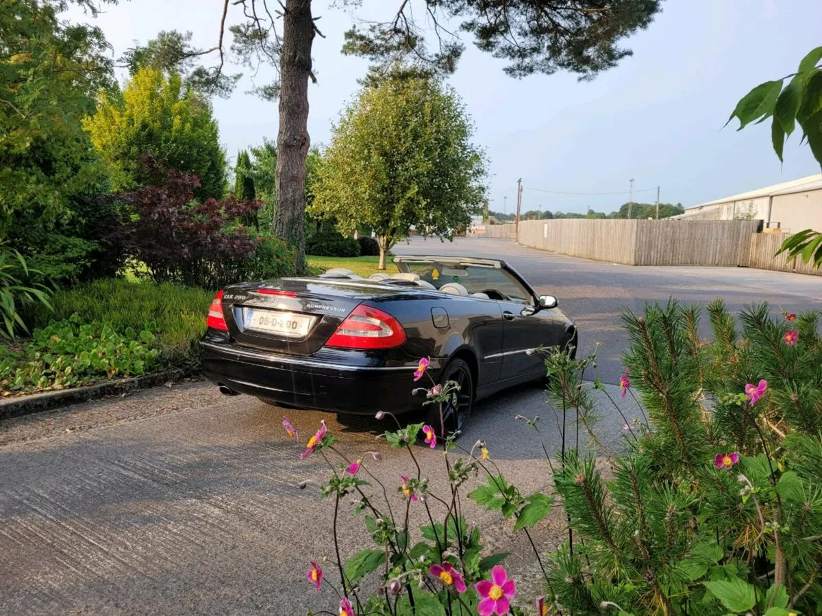 2005 Mercedes CLK 200 CONVERTIBLE LOW MILEAGE - Image 3