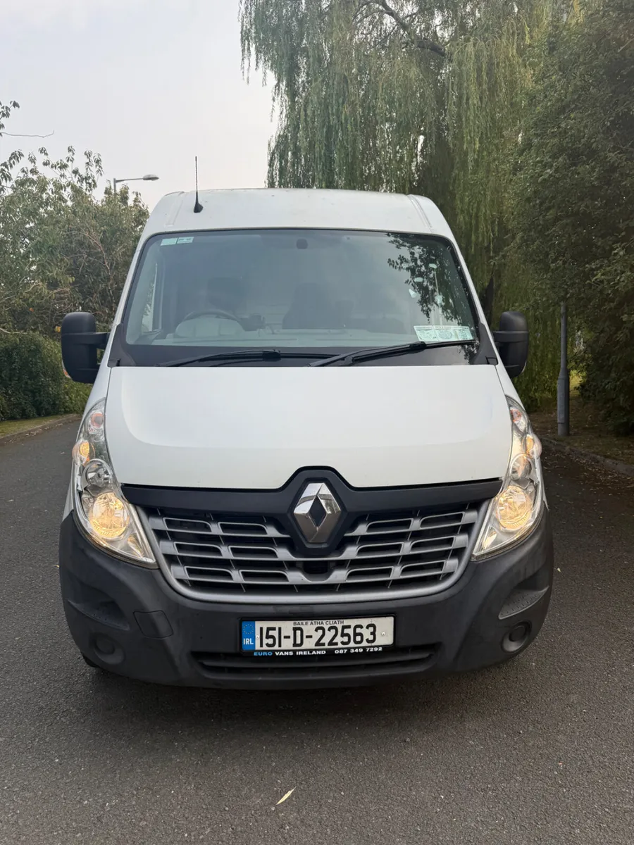 Renault Master 2015 Low mileage - Image 2