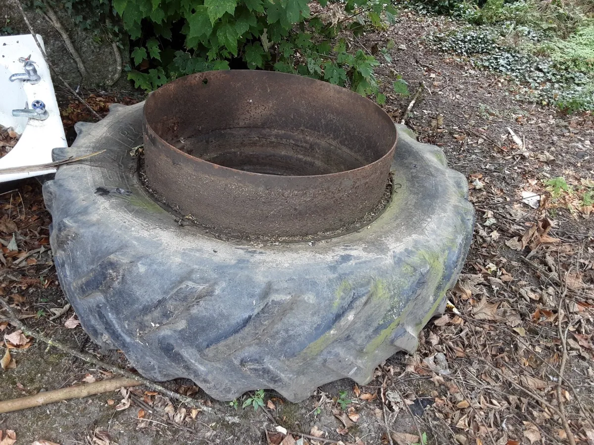 Duel Tractor Wheels - Image 2
