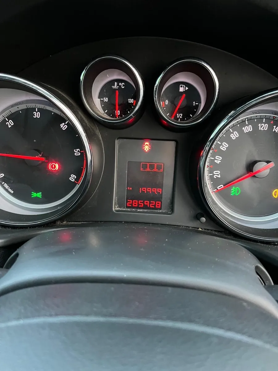 Opel Insignia - Image 3