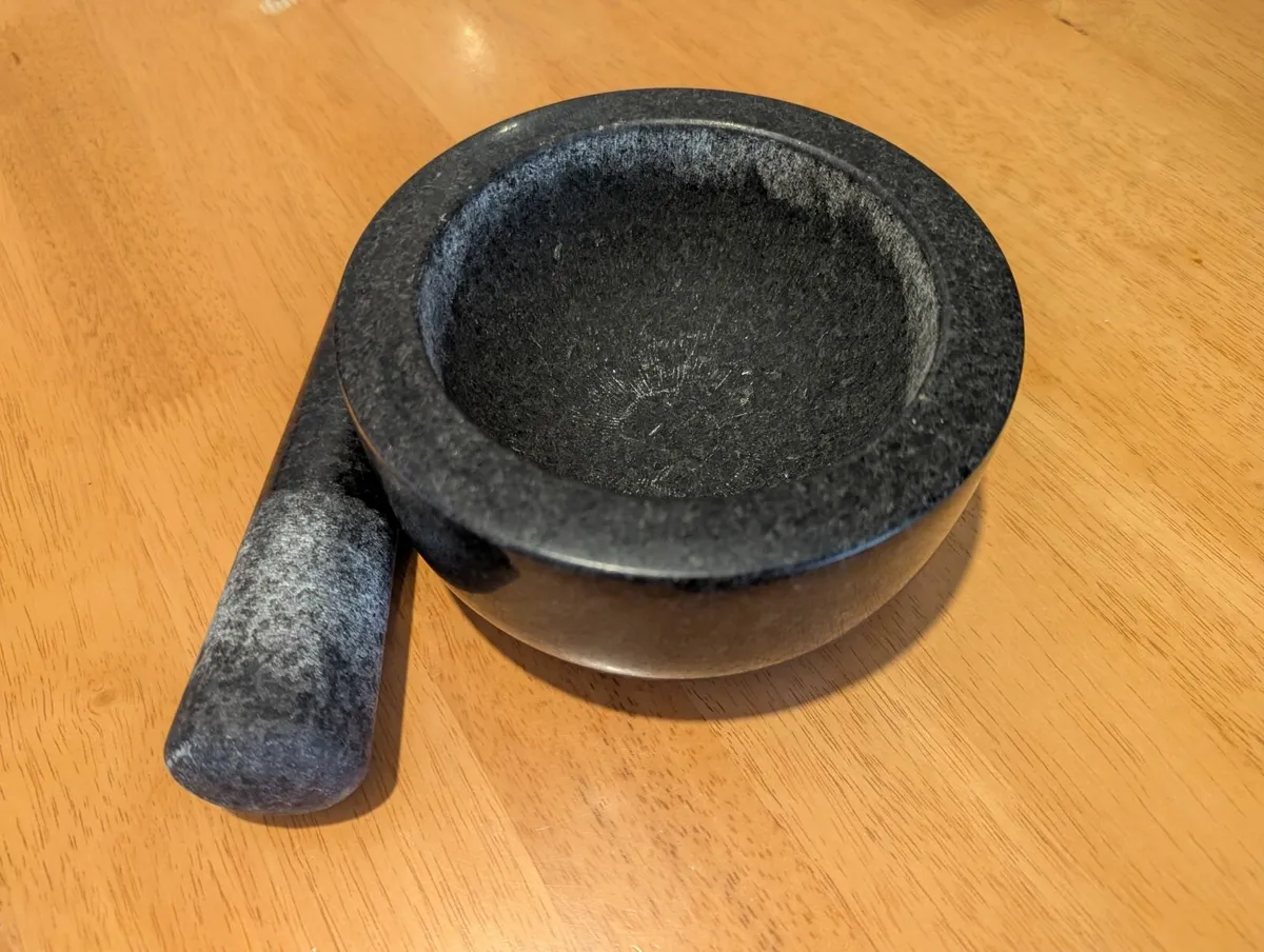 Granite Pestle & Mortar - Howth - Image 2