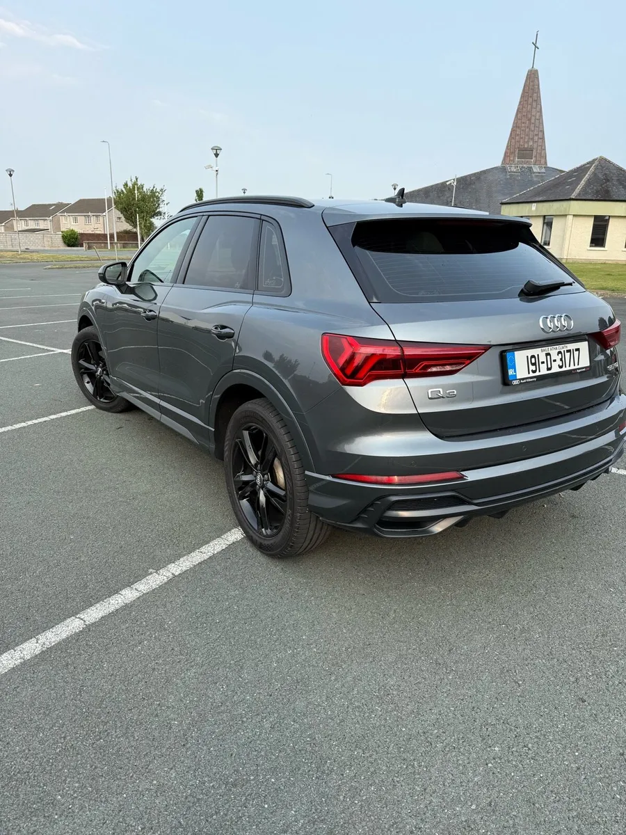 Audi Q3 2.0 TDI S-LINE - Image 4
