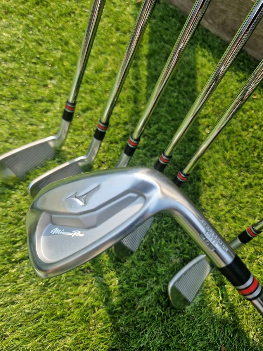 Mizuno Pro 243 irons (4 - P) - Image 4