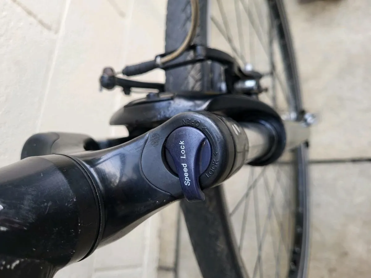 Kellys Hybrid Bike Medium - Image 4