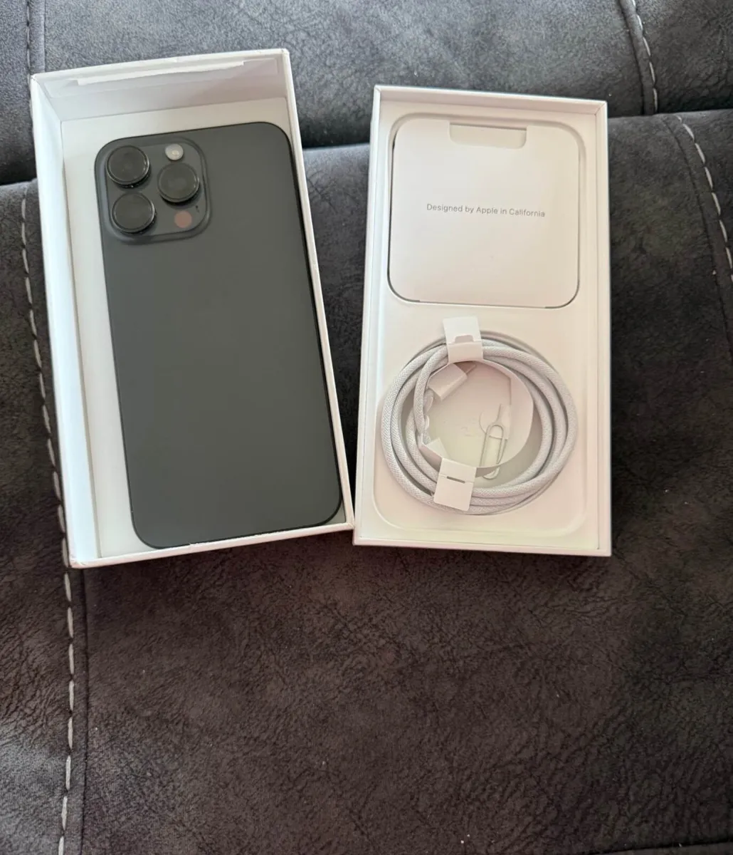 iPhone 15 pro max 248GB sim free black - Image 2