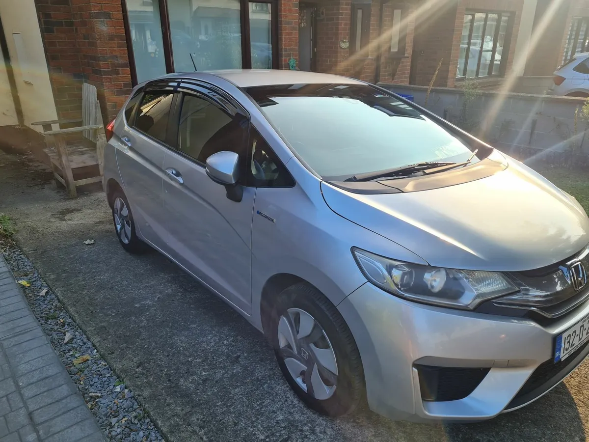 Honda Fit 2013 Hybrid 1.5L - Image 4