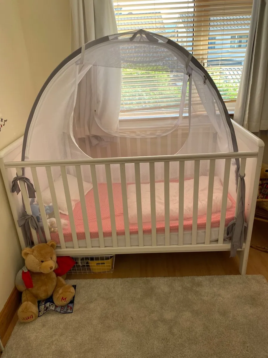 Cot/ Crib - Image 1