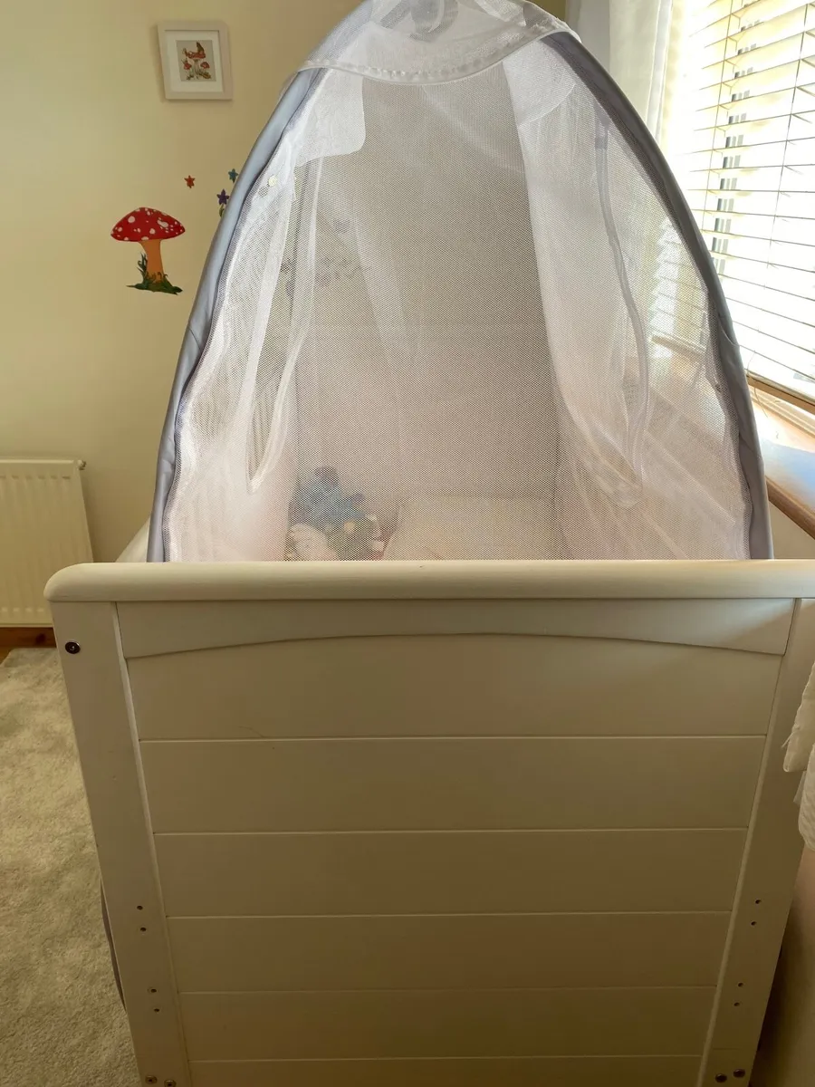 Cot/ Crib - Image 2