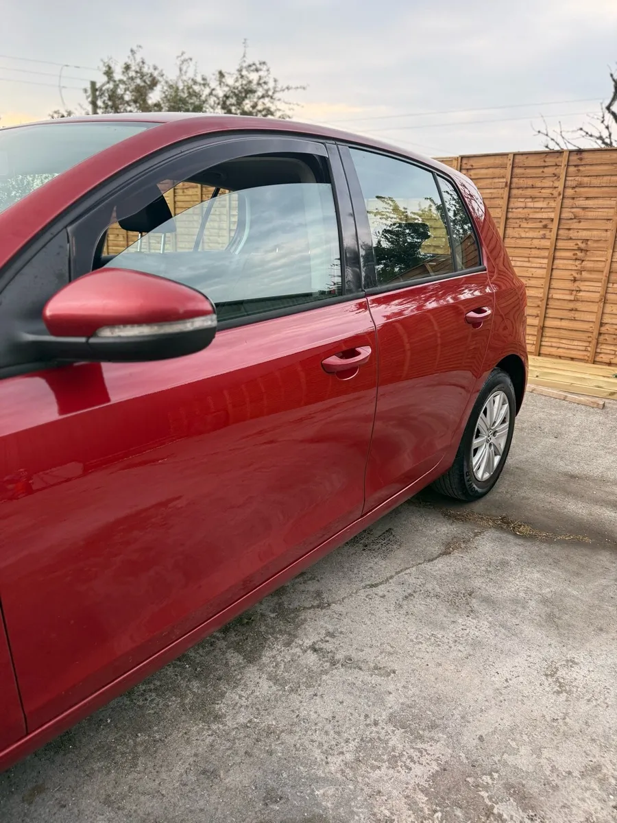 2011 VW Golf 1.6 Diesel- Only 178,000km! - Image 4