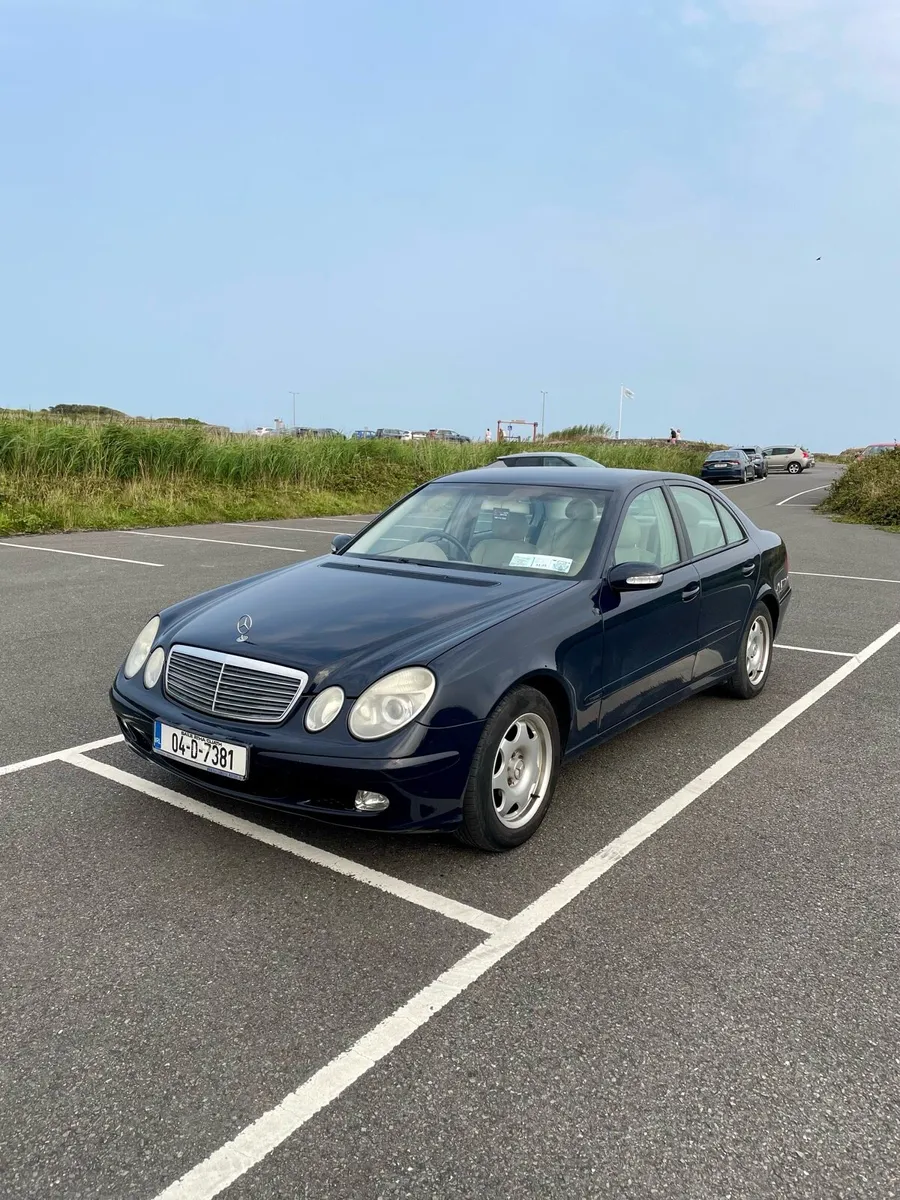Mercedes-Benz E200 Kompressor - Image 2