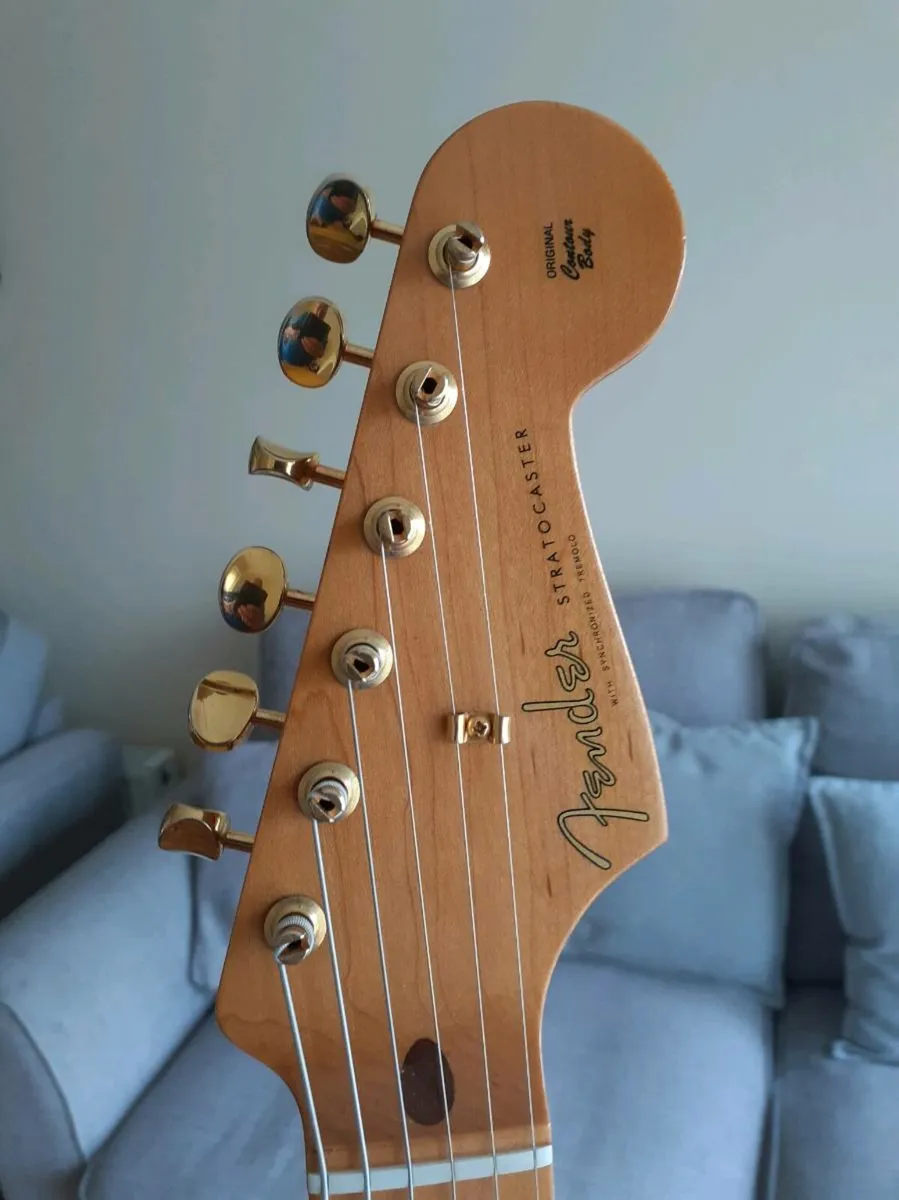 Guitar - Image 3